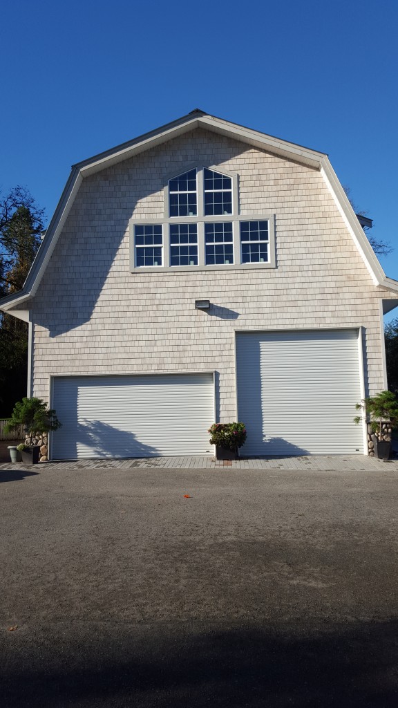 Roll up barn doors