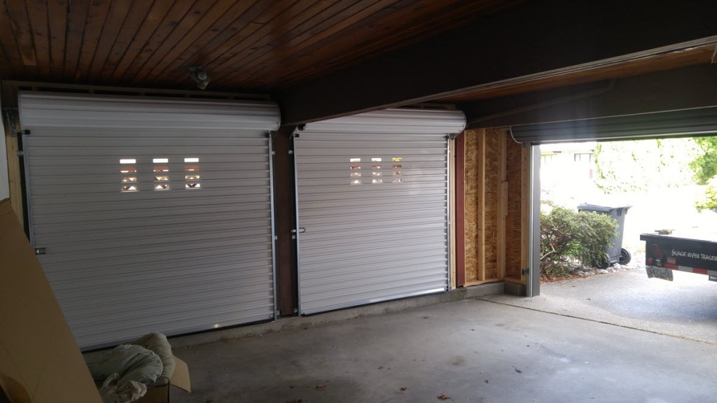 Roll up door with windows